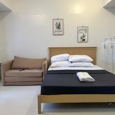 Jojie'S Crib Taft East Gate Studio